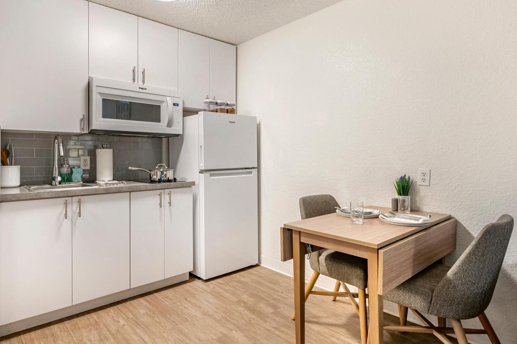Intown Suites Extended Stay Marietta Ga - Town Center Kennesaw Eksteriør billede